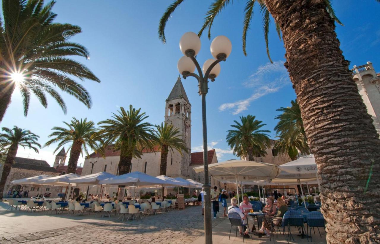 Hotel Sveti Kriz Trogir Zewnętrze zdjęcie